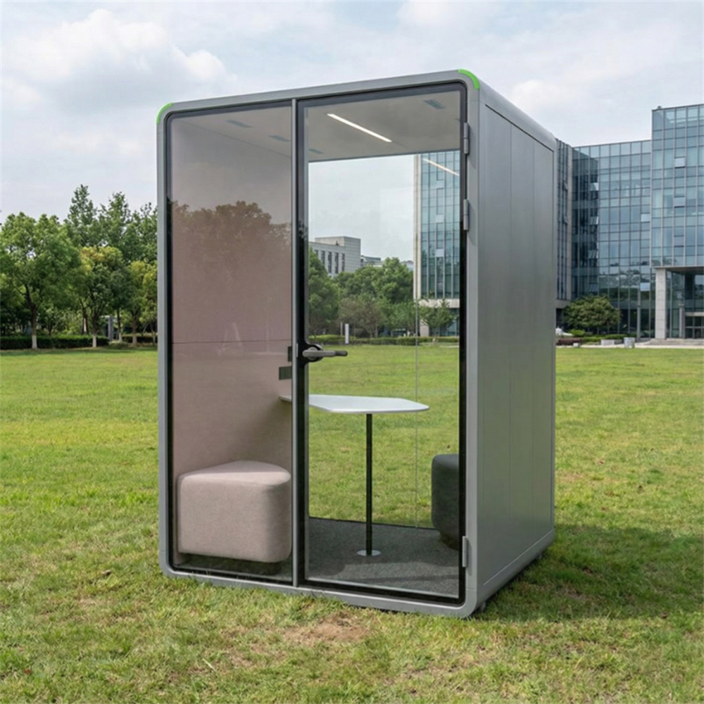 Mobile Soundproof Mini Space Capsule Residence